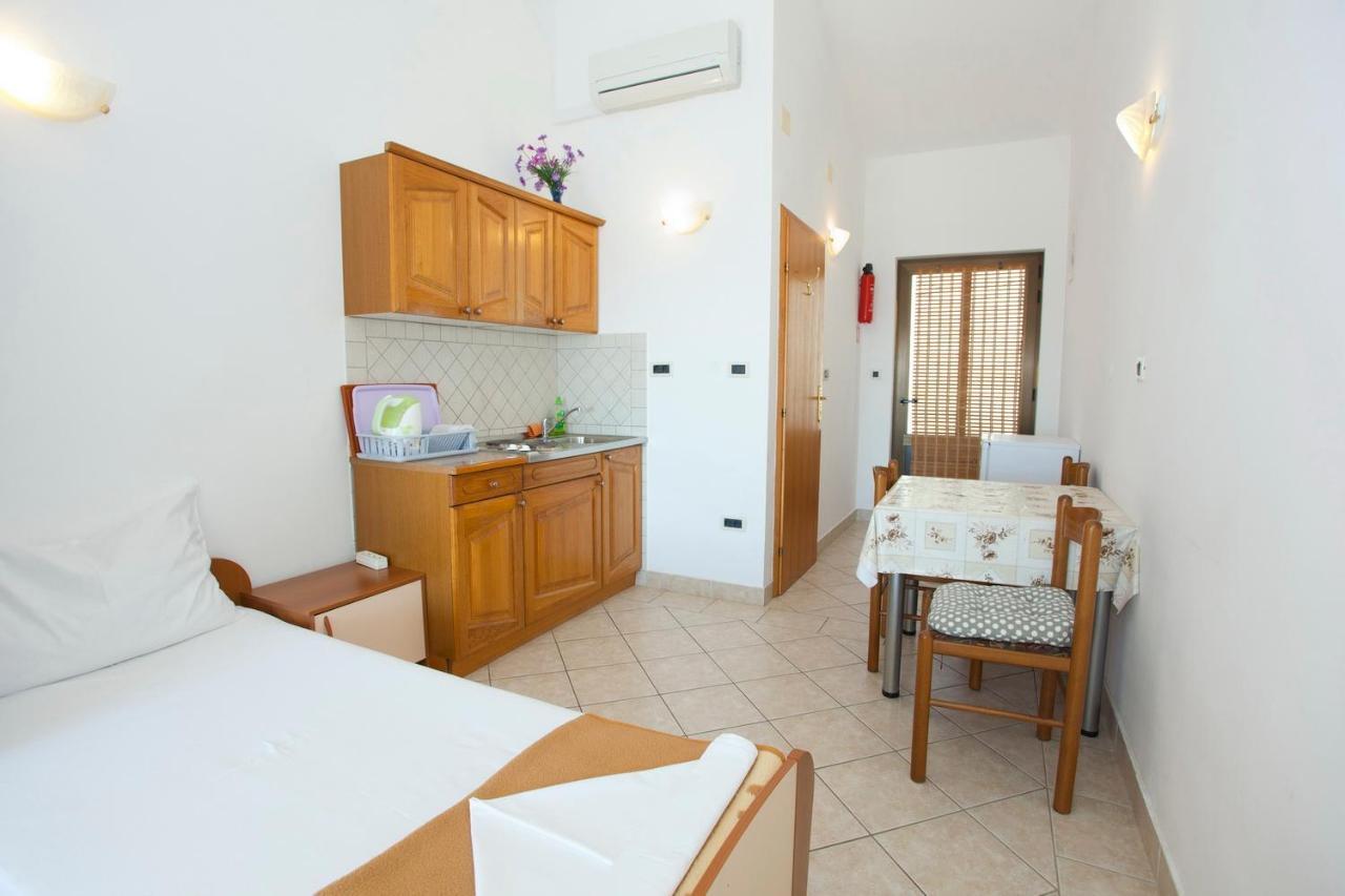 Apartments Marinko Promajna Bagian luar foto