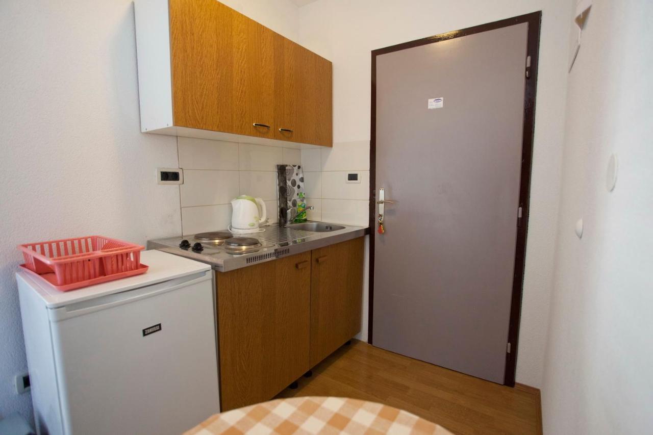 Apartments Marinko Promajna Bagian luar foto
