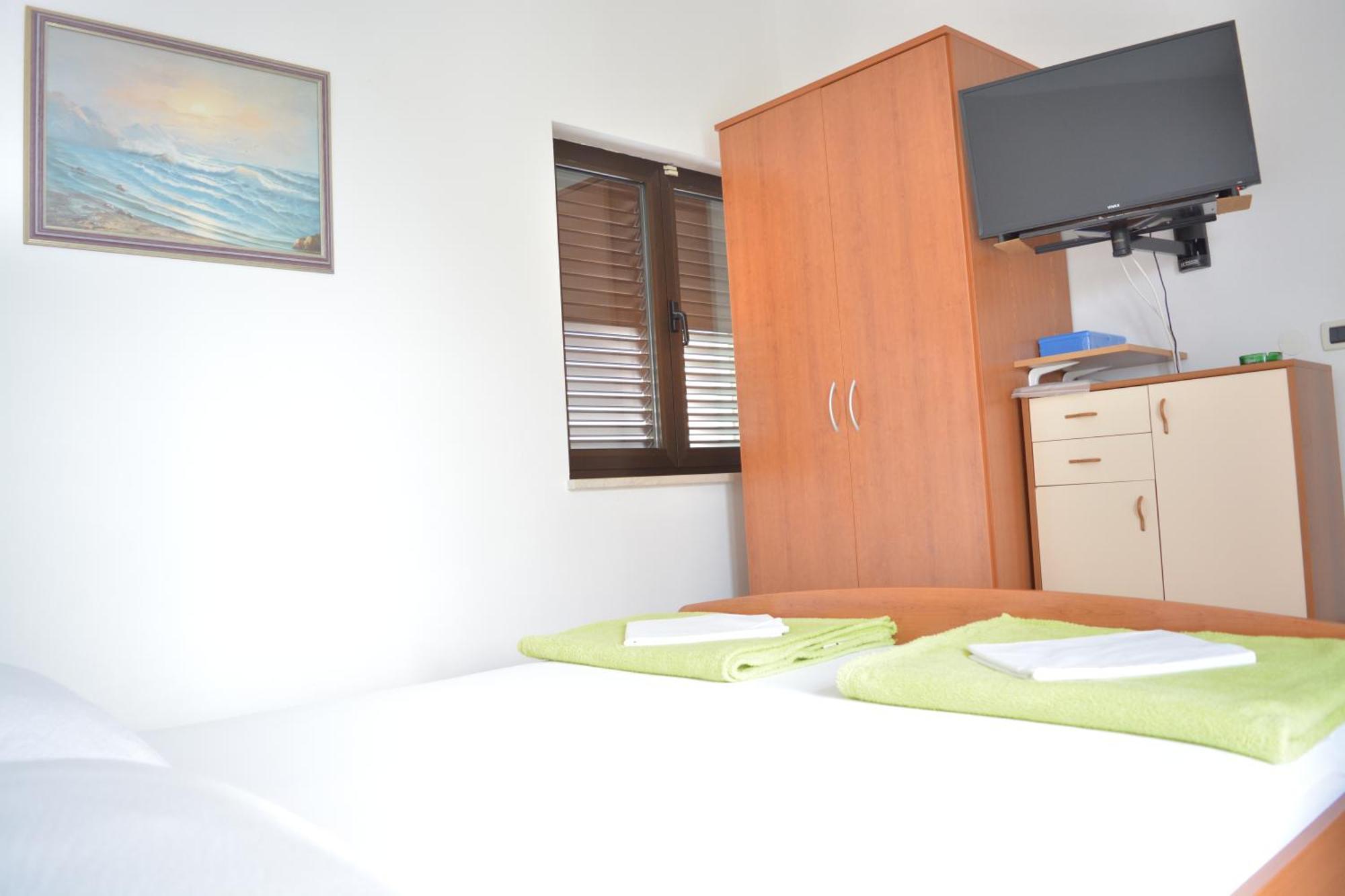 Apartments Marinko Promajna Bagian luar foto